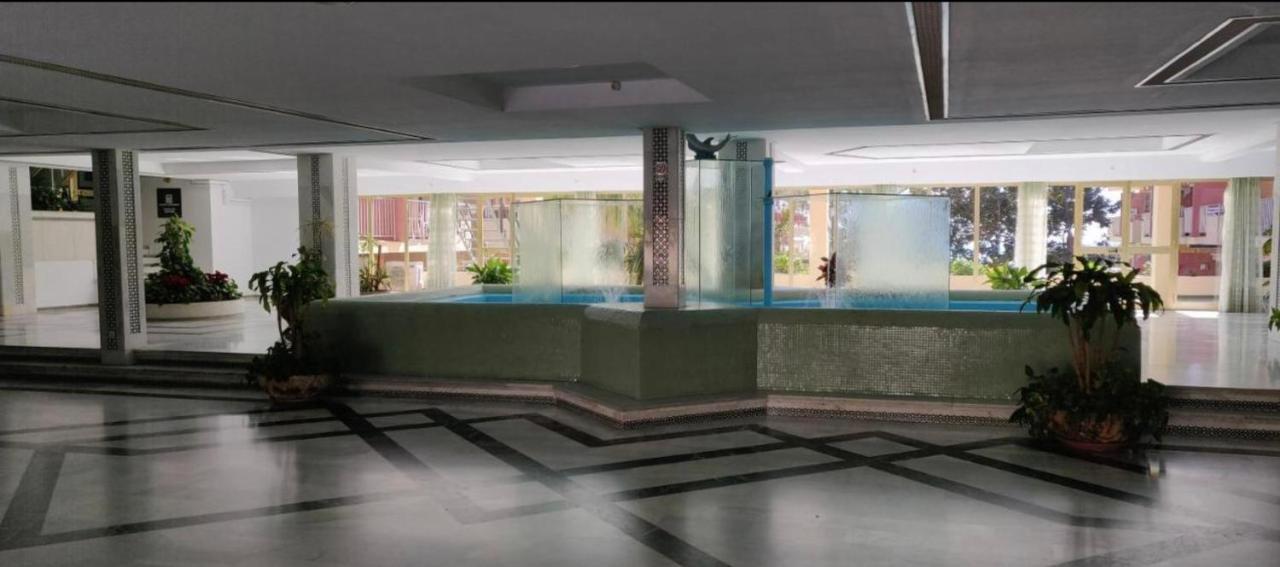Aparthotel Minerva 贝纳尔马德纳 外观 照片